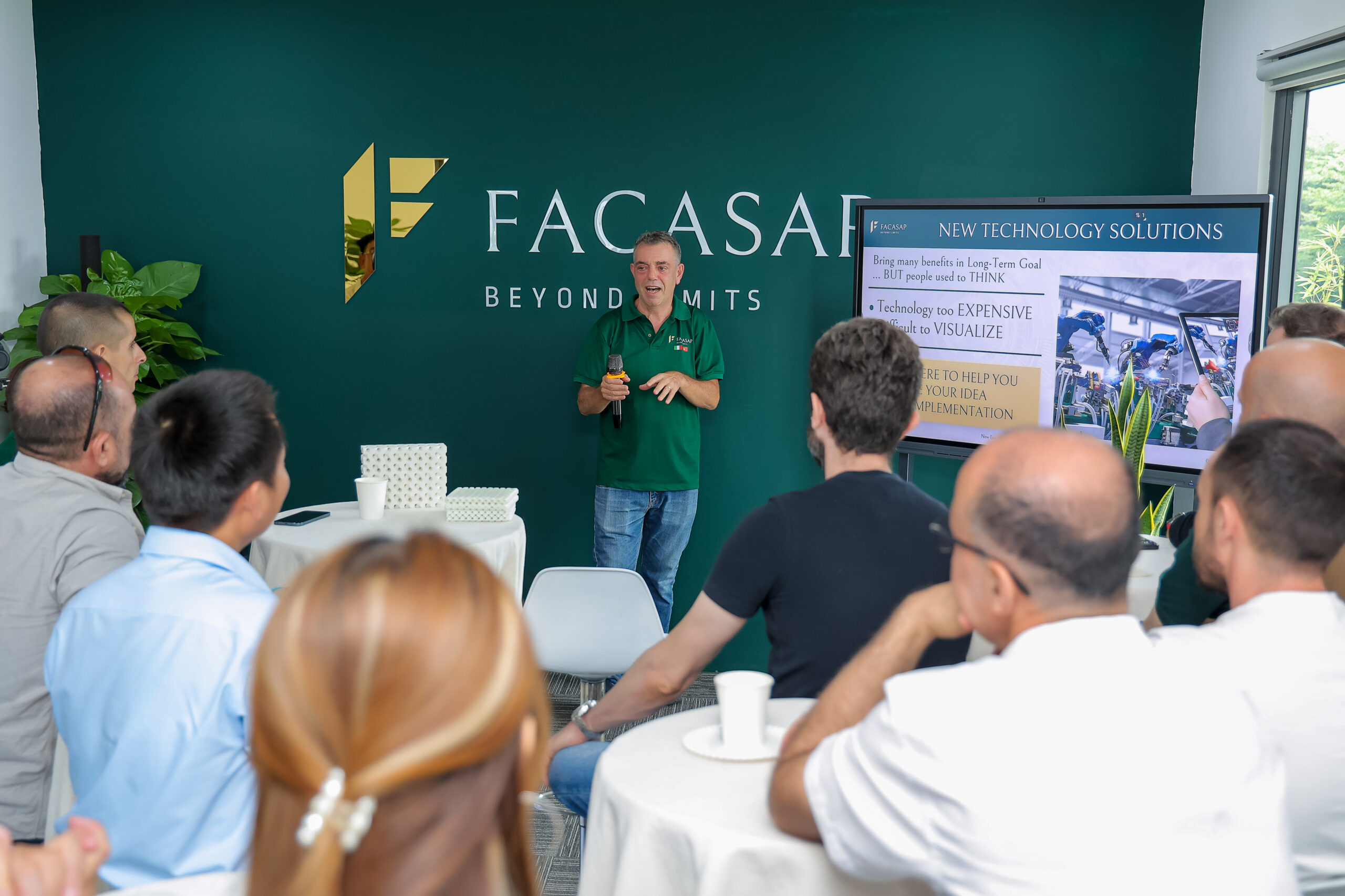 Ông Fabrizio Casapieri nói về giải pháp tự động hoá